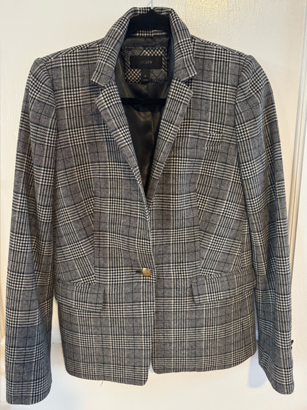 Gorgeous. J.Crew Regent Blazer Women Black White Glen Plaid Size 6